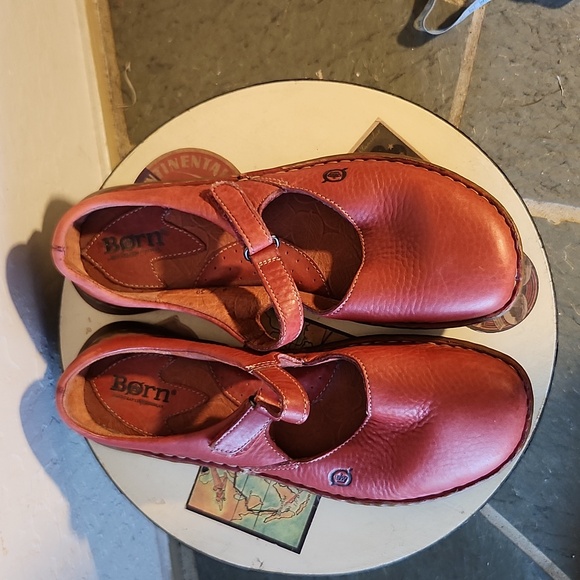 BORN Red Leather Mary Jane Strap Shoe 8 - Picture 10 of 10